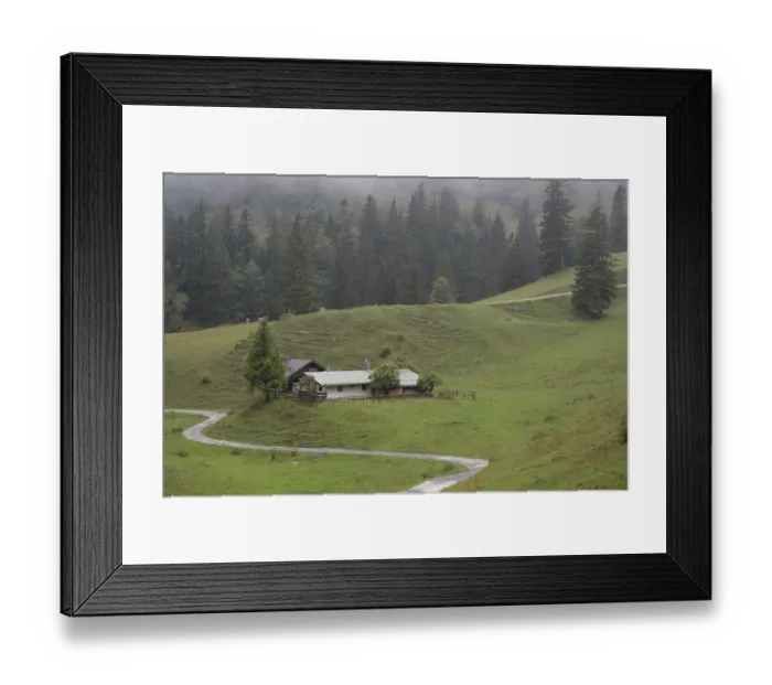 Framed Print : Almenwanderweg beim Hochfelln, Chiemgau Framed Print : Almenwanderweg beim Hochfelln, Chiemgau