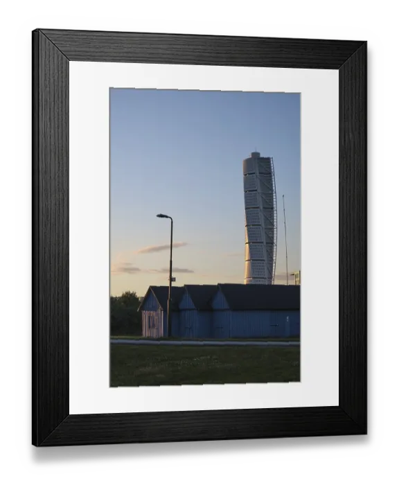 Framed Print : Turning Torso skyscraper, Malmo Framed Print : Turning Torso skyscraper, Malmo