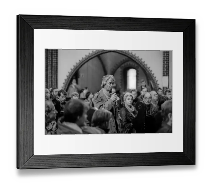 Framed Print : Germany, Berlin, 18.10.1992, Stasi - Entanglement: Gerhard Thomas