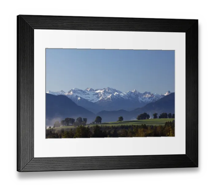 Framed Print : View of the Karwendel Mountains from Penzberg in morning light