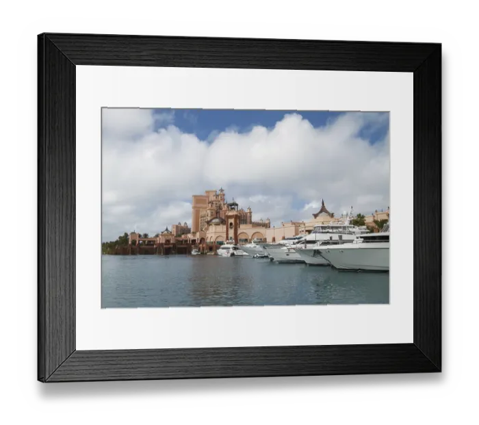 Framed Print : View of Atlantis City Nassau, Bahamas