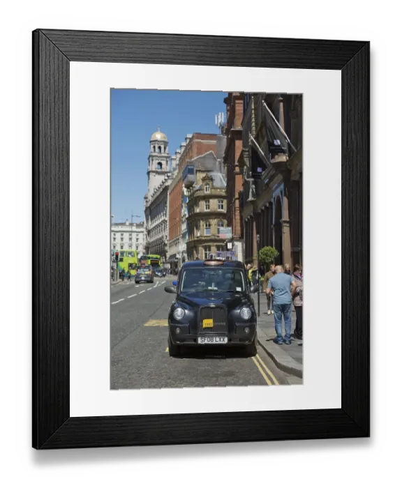 Framed Print : LIVERPOOL, ENGLAND, UK - JUNE 07 Framed Print : LIVERPOOL, ENGLAND, UK - JUNE 07
