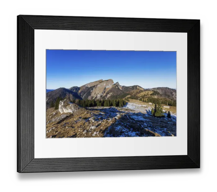 Framed Print : Sankt Wolfgang, Vormaueralm with Schafberg