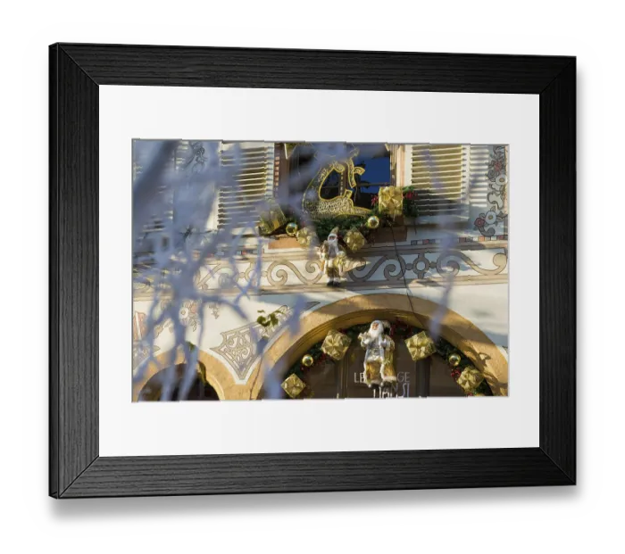 Framed Print : Christmassy decorated half-timbered houses