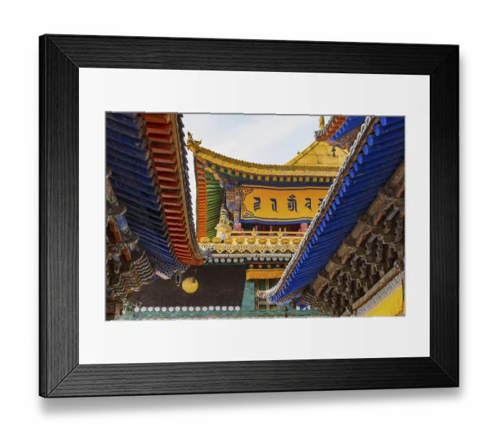 Framed Print : Colorful roofs with beams and ornaments and spectacular decorations at a temple in Kumbum Jampaling Monastery