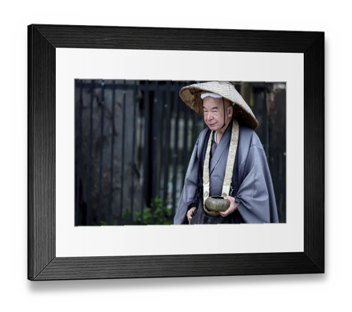 Framed Print : Mendor in traditional clothing at Meiji Shrine in Harajuku