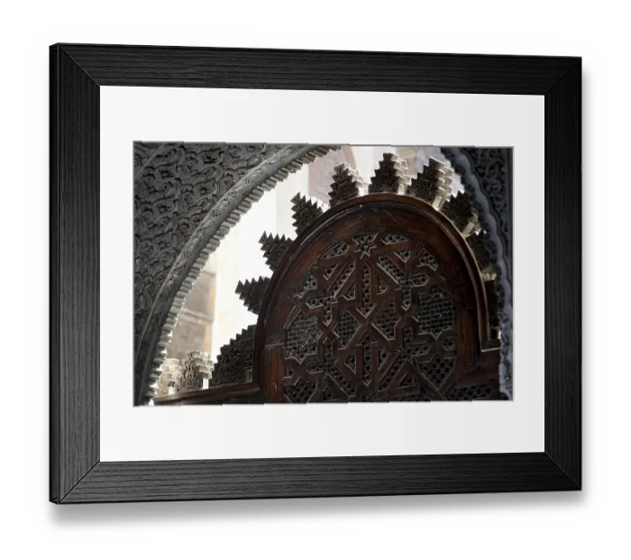 Framed Print : Traditional wooden door with complex Islamic decorations in Medersa Attarine