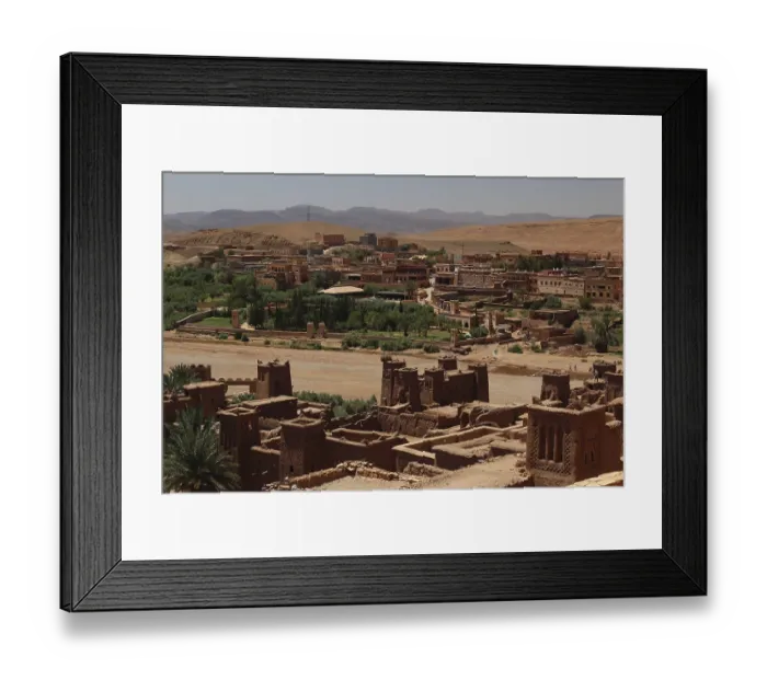 Framed Print : Expansive view of the clay town of Ait Benhaddou and surrounding area