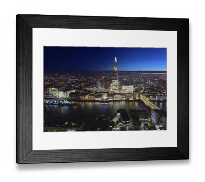 Framed Print : The Shard, pyramid-shaped skyscraper Framed Print : The Shard, pyramid-shaped skyscraper