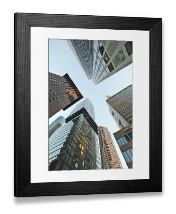 Framed Print : City and skyline view of a modern metropolis Framed Print : City and skyline view of a modern metropolis