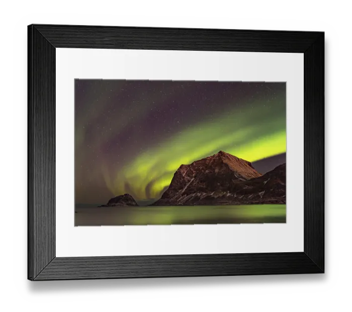 Framed Print : Aurora over the mountains and sea of Lofoten