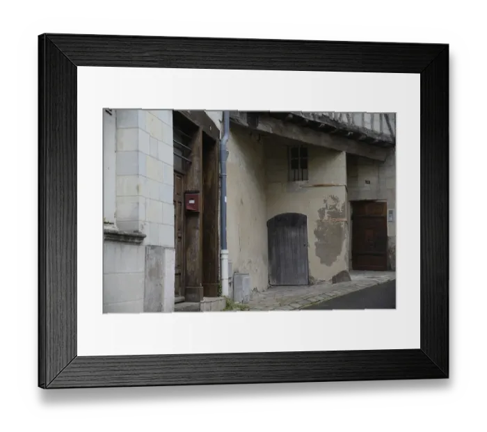 Framed Print : France, Saumur, door, entrance