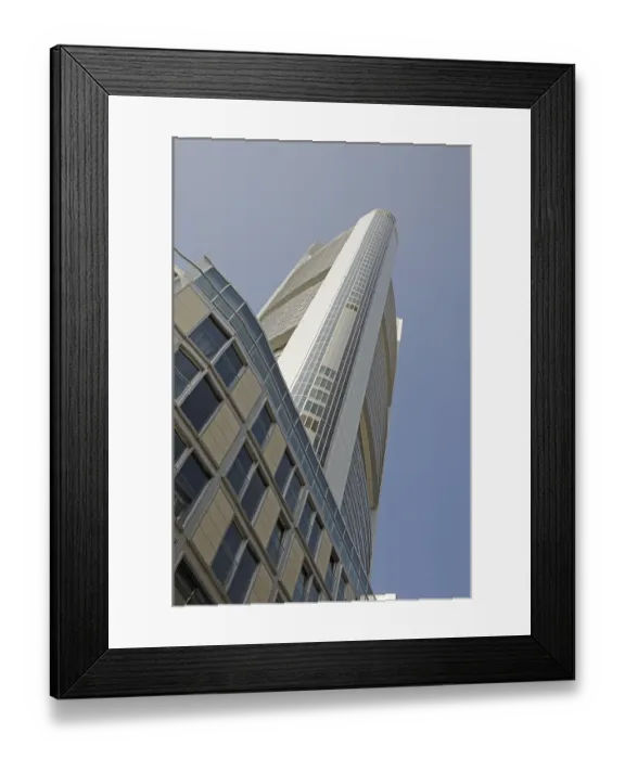 Framed Print : Commerzbank skyscraper, Frankfurt Framed Print : Commerzbank skyscraper, Frankfurt