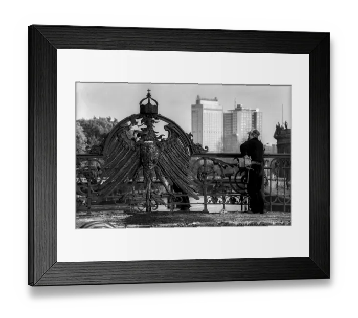 Framed Print : Germany, Berlin, 30.10.1992, Weidendammbrucke