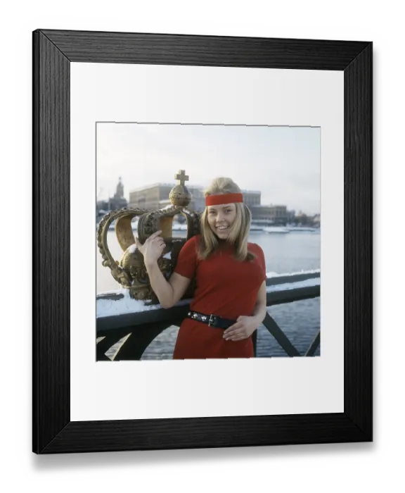 Framed Print : Leena Skoog (1951-1998) Swedish model and actress