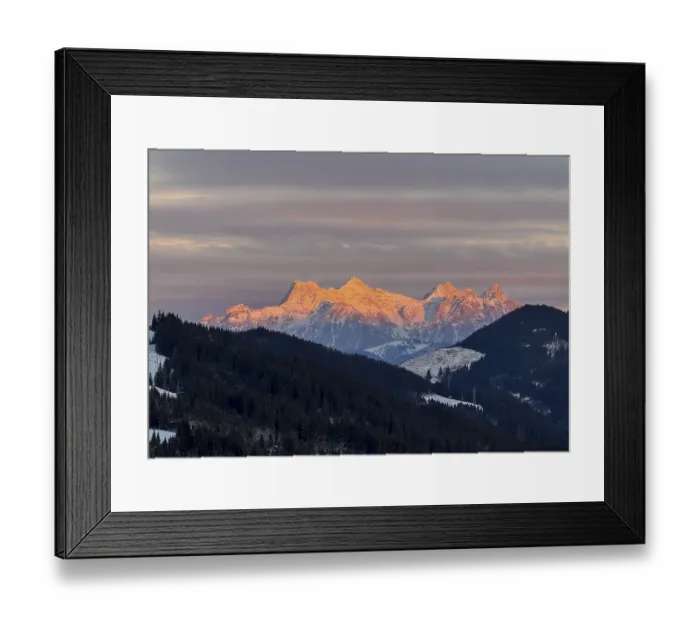 Framed Print : Alpine glow at sunset, mountain peaks of the Loferer Steinberge in winter