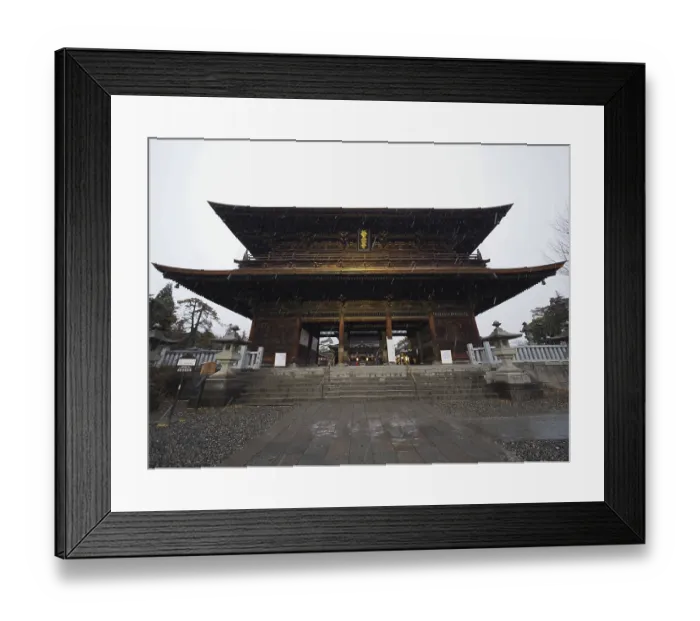 Framed Print : Large traditional temple in Japan Framed Print : Large traditional temple in Japan