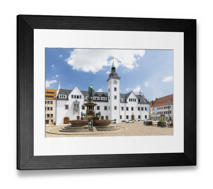 Framed Print : Obermarkt with town hall and fountain monument with city founder Otto the Reiche