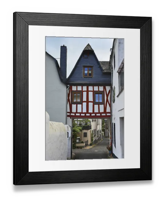 Framed Print : Timbered house in Ediger Eller
