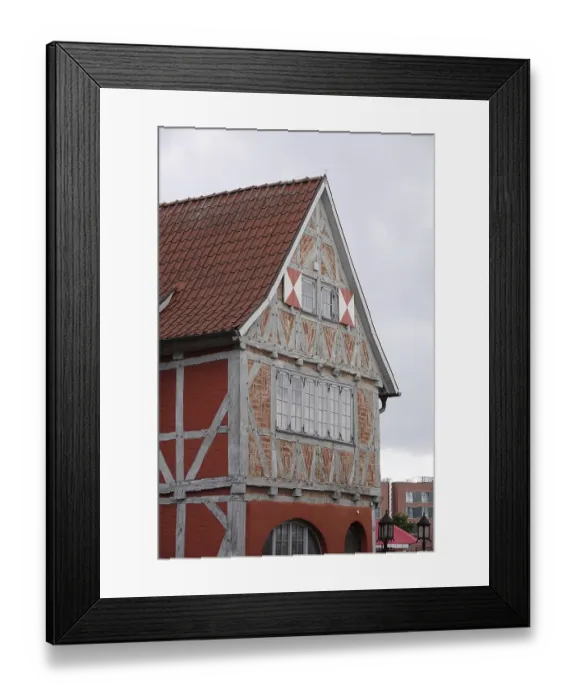 Framed Print : Haus Gewolbe in Wismar Haus Gewlbe in Wismar