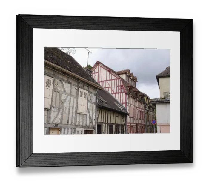 Framed Print : Timbered house in Troyes