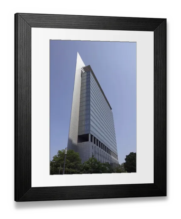 Framed Print : Skyscraper in Frankfurt Framed Print : Skyscraper in Frankfurt