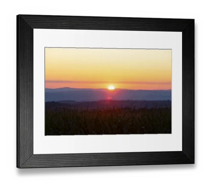 Framed Print : Colour-intensive sunrise towards Saxon Switzerland seen from round