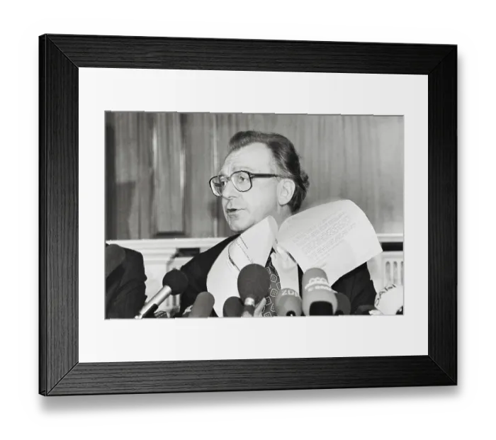 Framed Print : Dream shipping affair