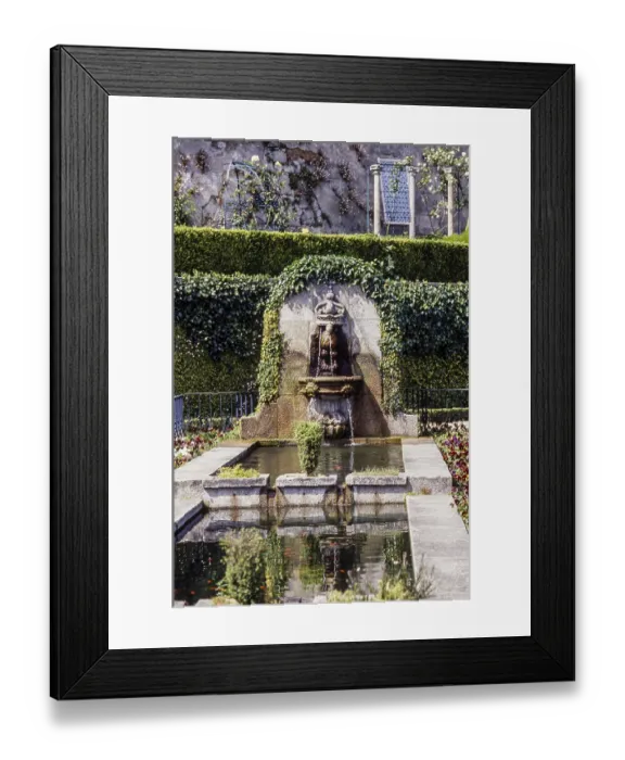 Framed Print : Fountain complex in the Jardim do Palacio de Cristal in Porto Framed Print : Fountain complex in the Jardim do Palacio de Cristal in Porto