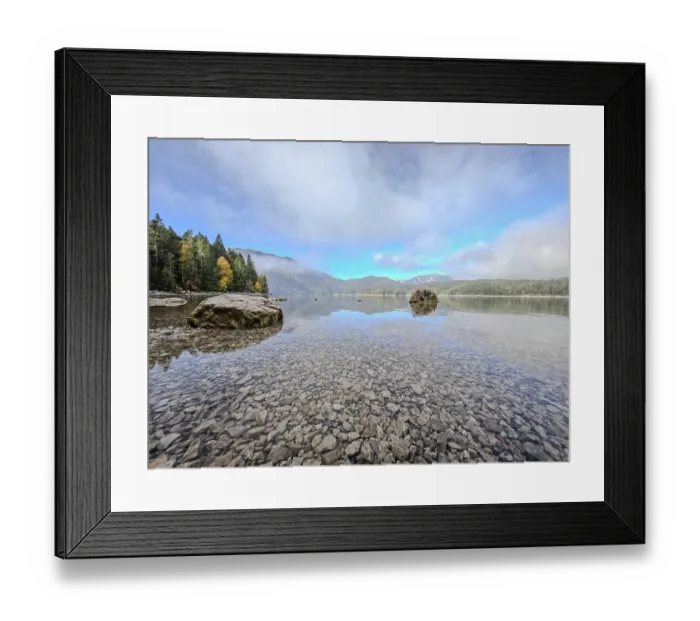 Framed Print : Panoramablick auf Alpen und Eibsee Bayern Deutschland Framed Print : Panoramablick auf Alpen und Eibsee Bayern Deutschland