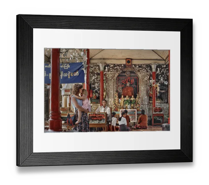 Framed Print : Tourist and believer in front of Buddha image