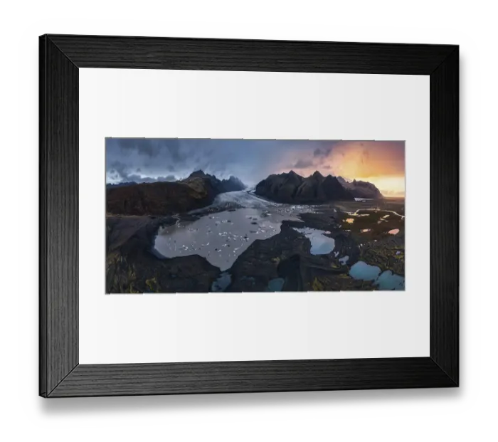 Framed Print : Panoramic view of Vatnajokull National Park at sunset Framed Print : Panoramic view of Vatnajokull National Park at sunset