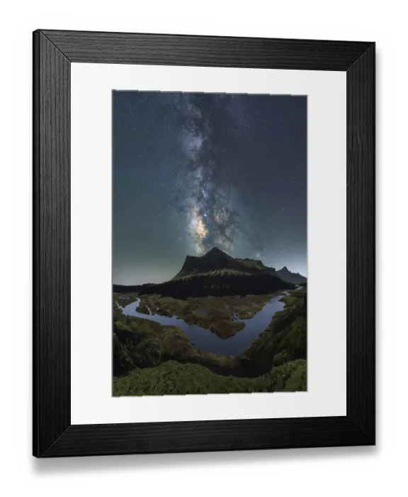 Framed Print : Breathtaking night sky over Iceland Framed Print : Breathtaking night sky over Iceland