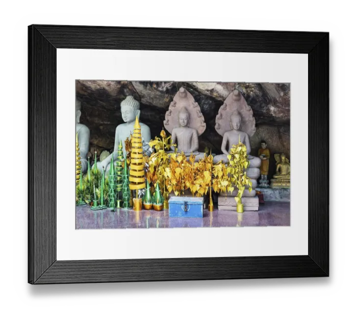 Framed Print : Stone statues of Buddha in Kbal Spean, Cambodia