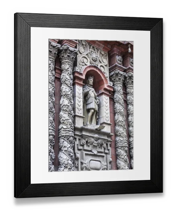 Framed Print : Colonial building with sculptures and columns