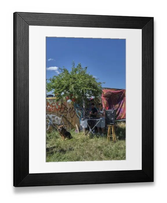 Framed Print : Germany, Berlin, 09.06.2024, Sunday afternoon in Mauerpark