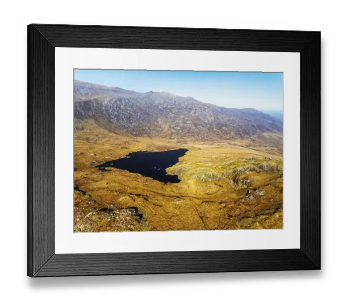 Framed Print : Autumn colours over Llyn Cwmffynnon and Miner's Track