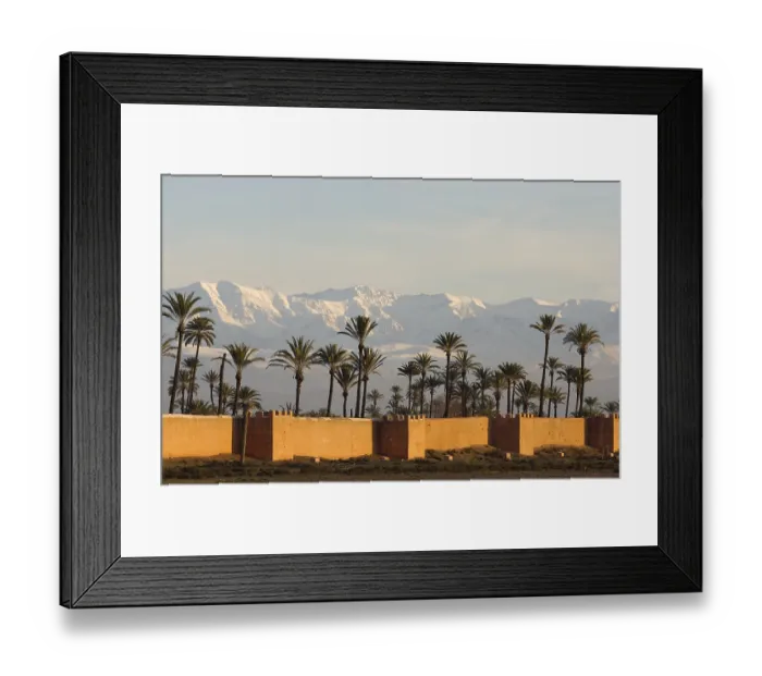 Framed Print : The ramparts of Marrakesh in front of the snow-capped High Atlas mountains