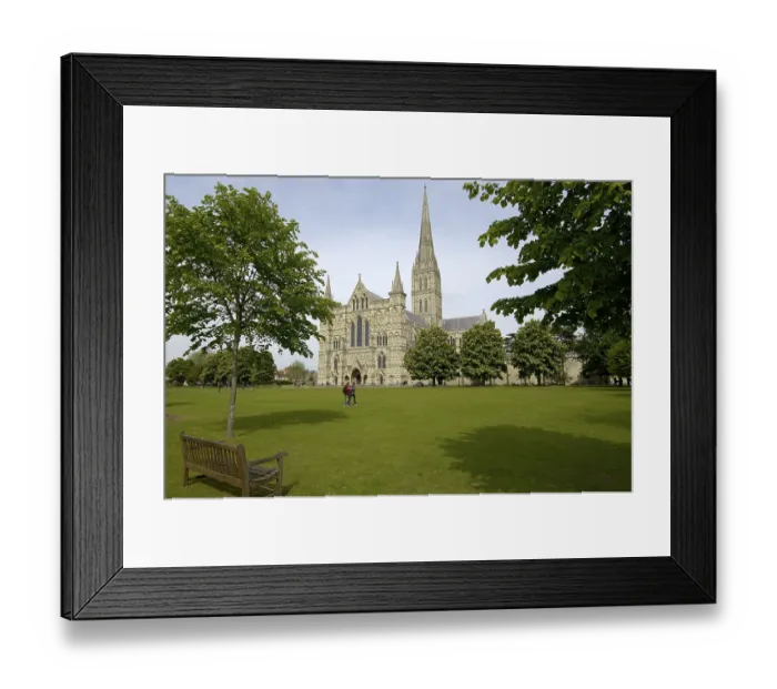 Framed Print : Salisbury Cathedral Salisbury Wiltshire England Framed Print : Salisbury Cathedral Salisbury Wiltshire England