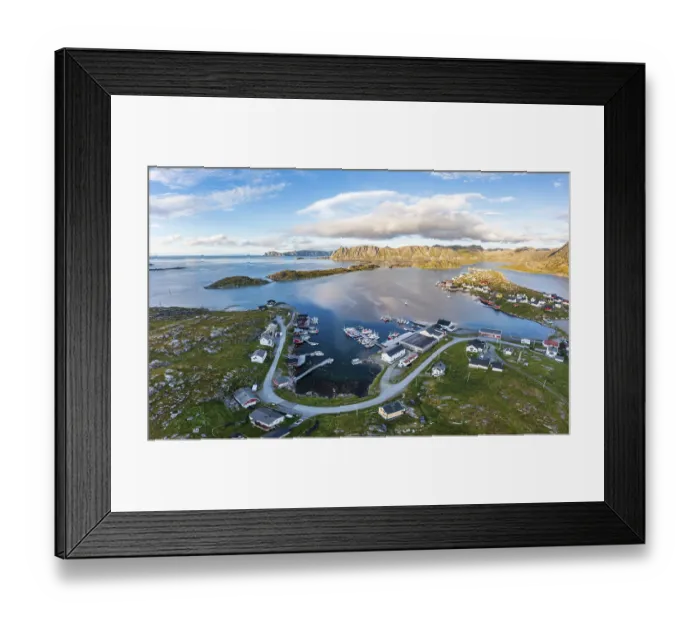 Framed Print : Fishing village Gjesvaer, Mageroya