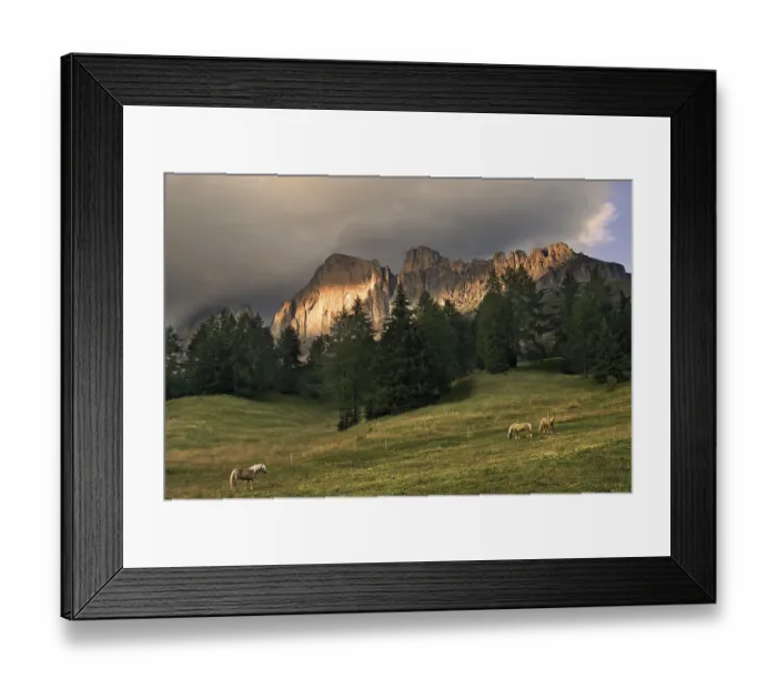 Framed Print : Rotwand, red rock face of the Rosengartenmassiv