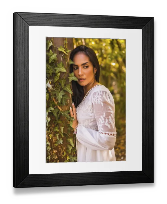 Framed Print : Lifestyle, brunette girl with straight hair in a beautiful white dress in a park resting in summer Framed Print : Lifestyle, brunette girl with straight hair in a beautiful white dress in a park resting in summer