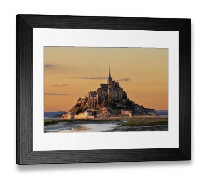Framed Print : Light mood at Le Mont-Saint-Michel