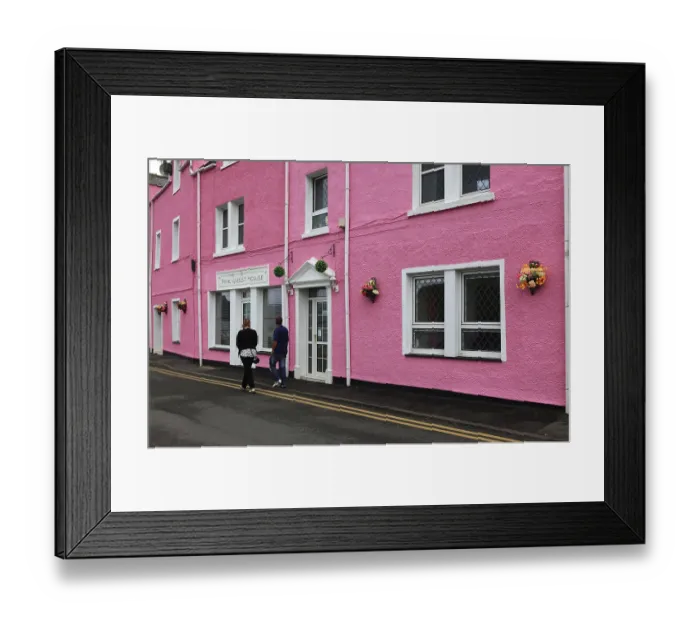Framed Print : Inner Hebrides, Isle of Skye, Portree town