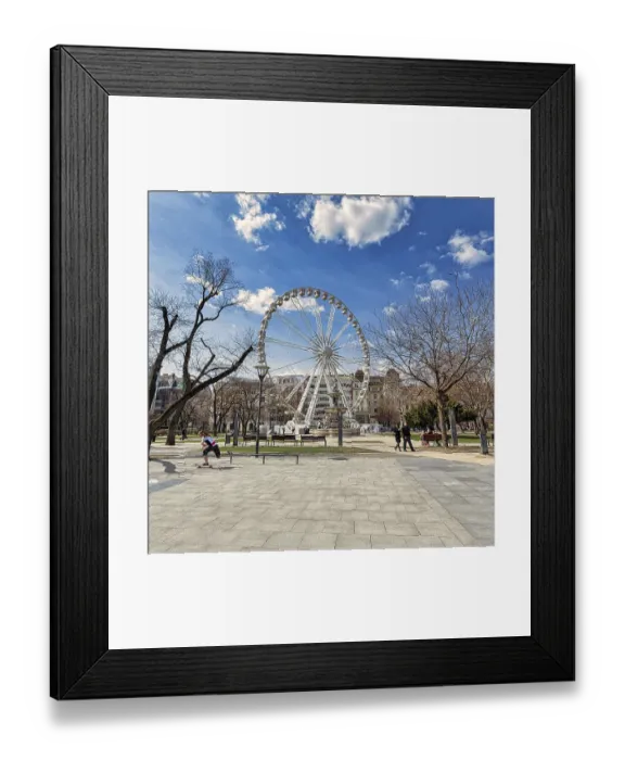 Framed Print : Budapest Eye Ferris Wheel, Elisabeth Square Framed Print : Budapest Eye Ferris Wheel, Elisabeth Square