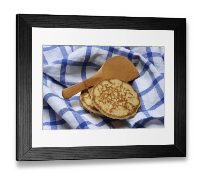 Framed Print : Blini, blinis on kitchen towel, mini pancakes