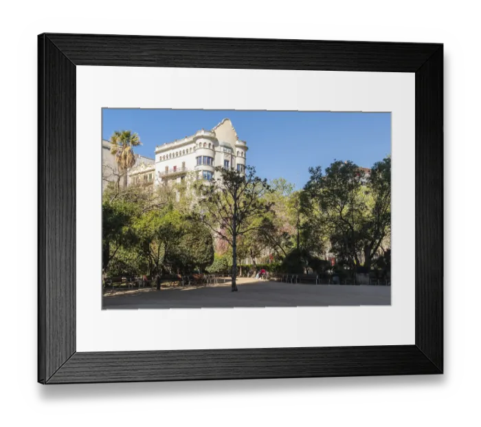 Framed Print : Park at Palau Robert on Passeig de Gracia in Barcelona Framed Print : Park at Palau Robert on Passeig de Gracia in Barcelona
