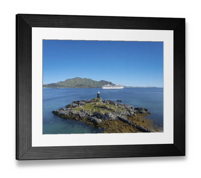 Framed Print : Coastal landscape with cruise ship in front of the distinctive Lofoten mountain range