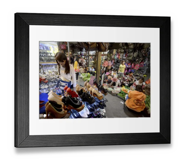 Framed Print : The Market in the old City of Siem Riep neat the Ankro Wat Temples in the west of Cambodia