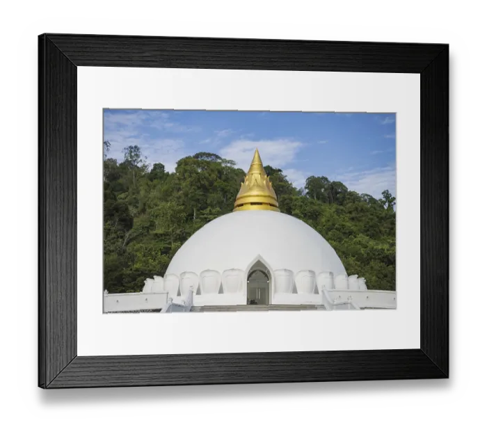 Framed Print : The White Dom Chedi at Wat Si Supharam in Chalong on Phuket isalnd in Thailand